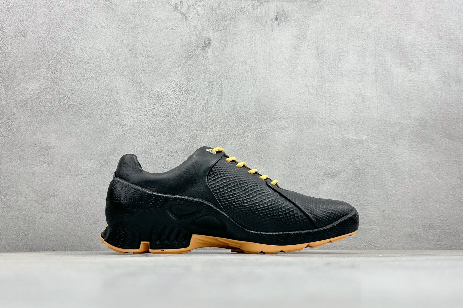 Male Leather Shoes Cow Leather Breathable