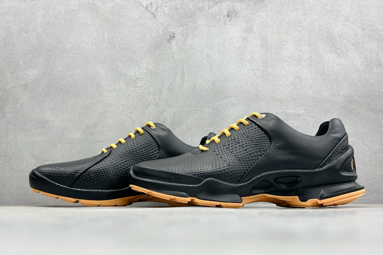 Male Leather Shoes Cow Leather Breathable