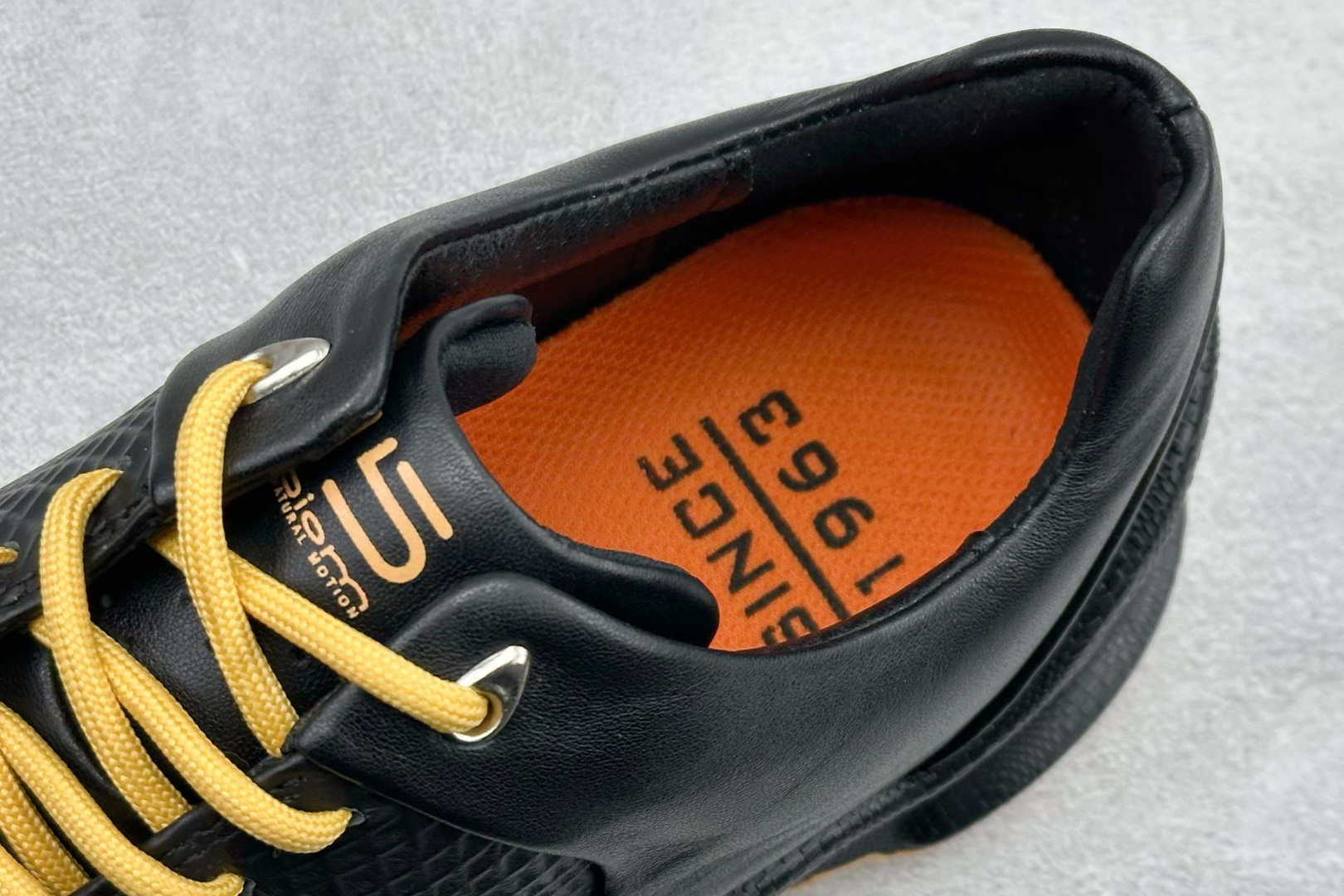 Male Leather Shoes Cow Leather Breathable