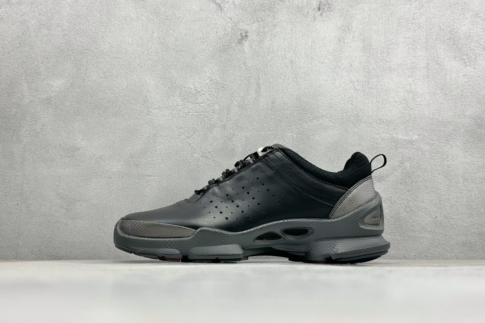 Male Leather Shoes Cow Leather Breathable