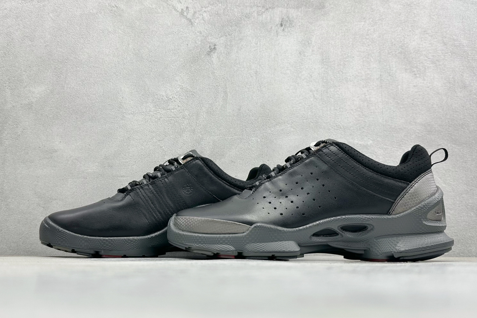 Male Leather Shoes Cow Leather Breathable