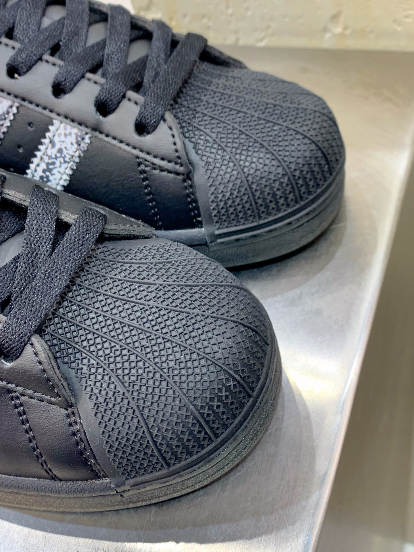 Adidas Board Shoes L-s