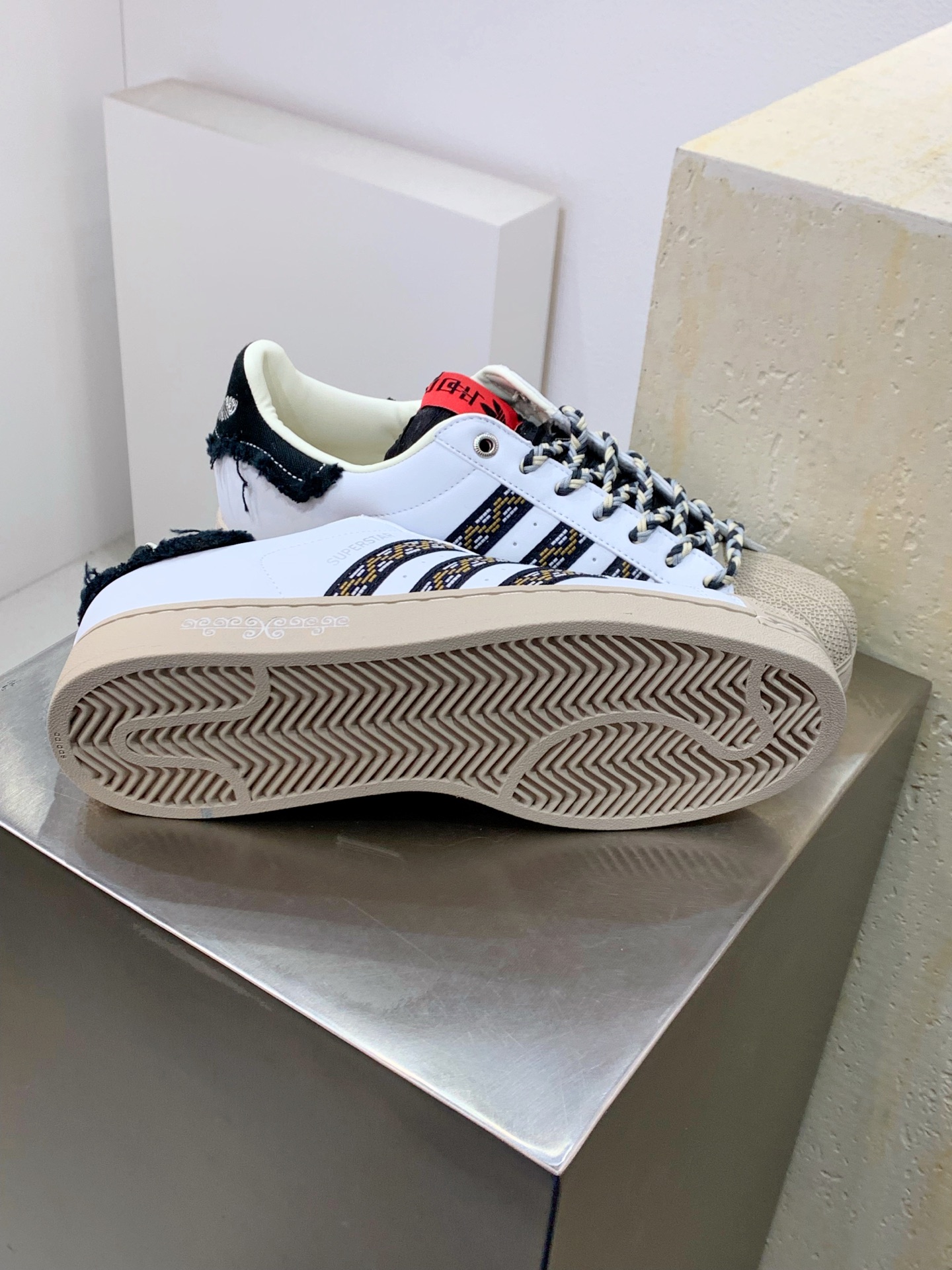 Adidas Board Shoes L-s