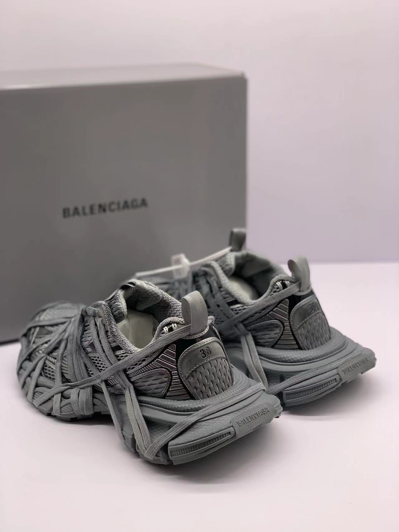Balenciaga Basic Shoes L-s-xl