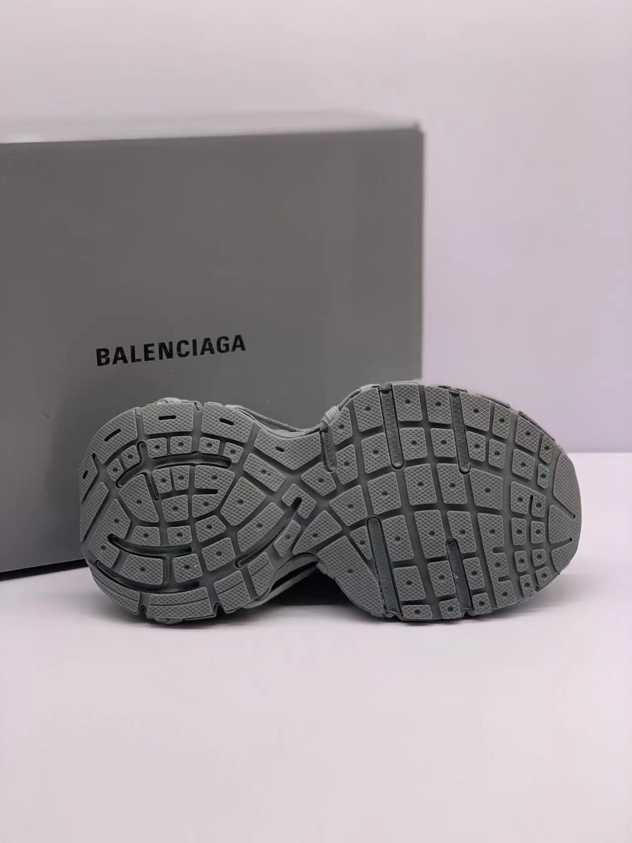 Balenciaga Basic Shoes L-s-xl