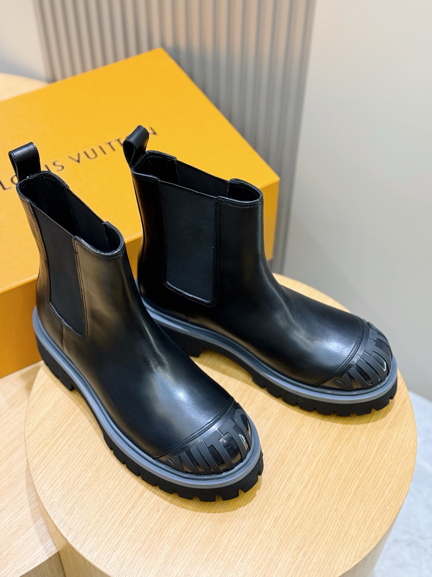 Calvin Klein Louis Vuitton Male Basic Shoes M-l-s