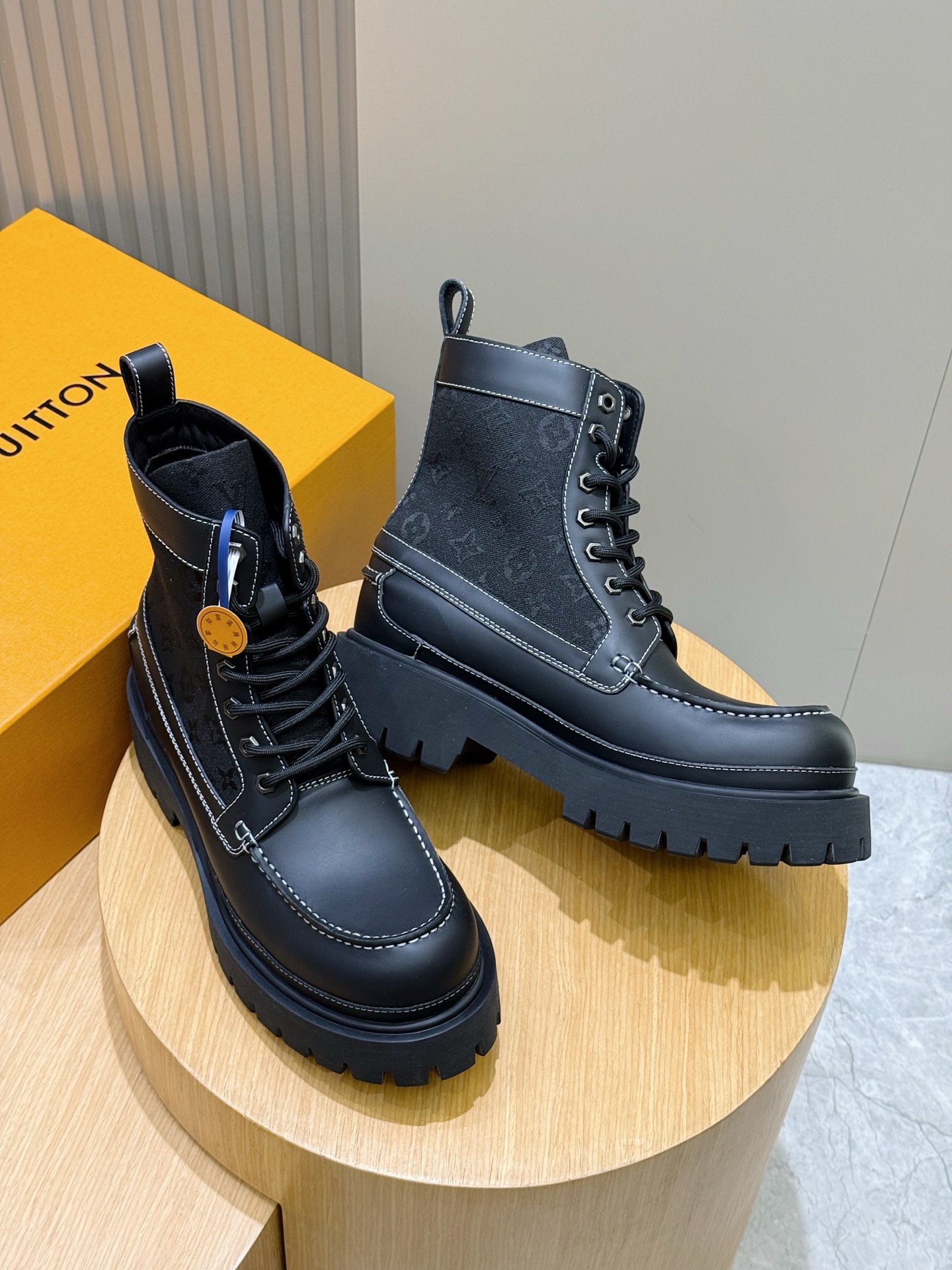 Calvin Klein Louis Vuitton Male Basic Shoes M-l-s