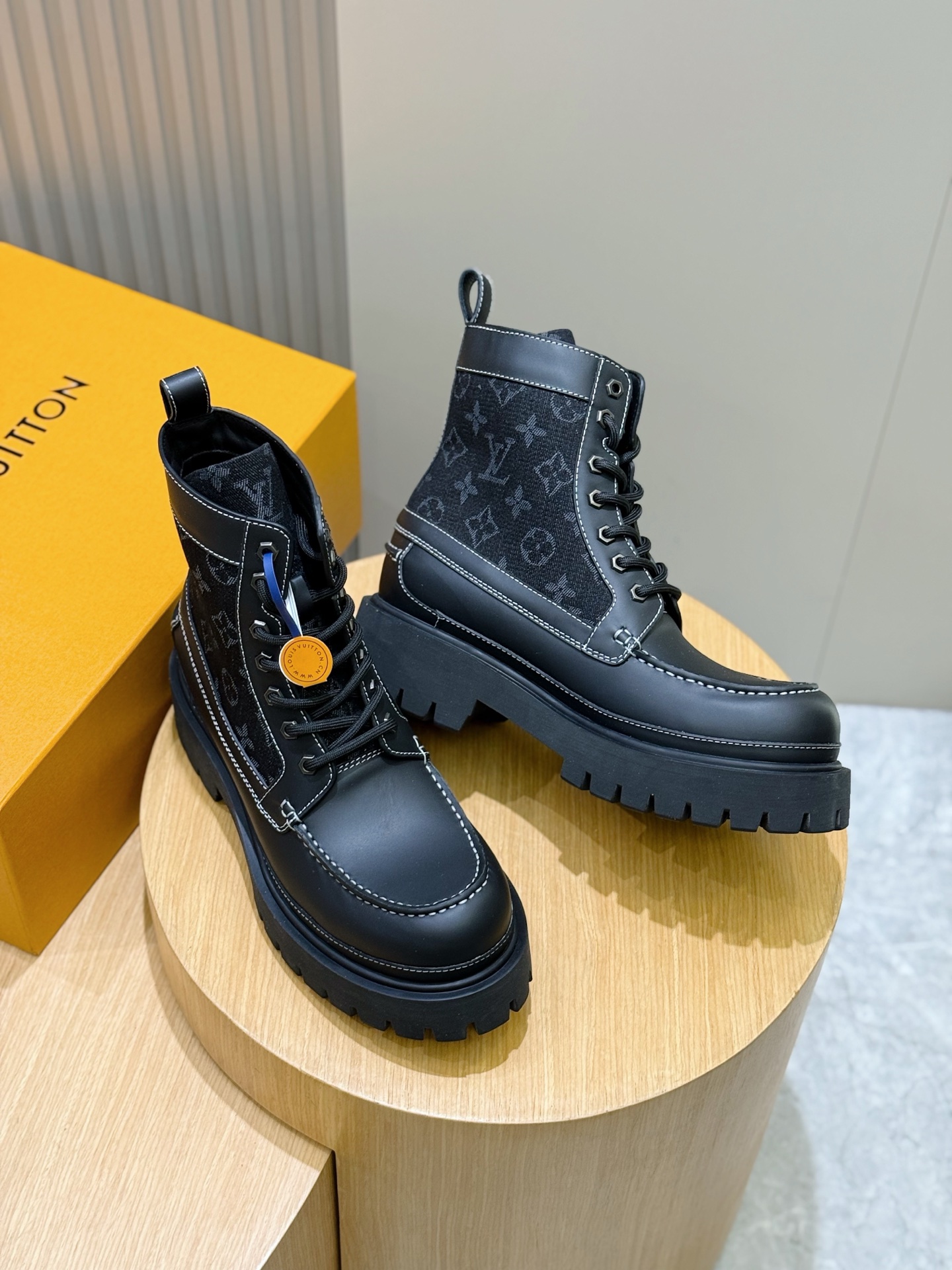 Calvin Klein Louis Vuitton Male Basic Shoes M-l-s