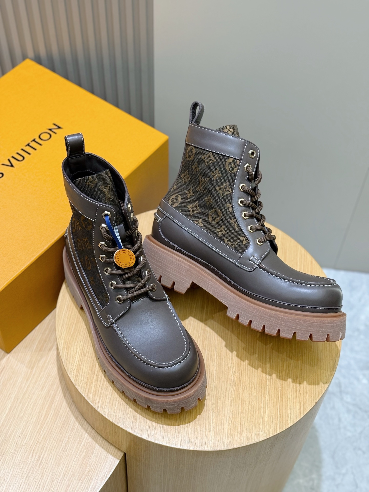 Calvin Klein Louis Vuitton Male Basic Shoes M-l-s