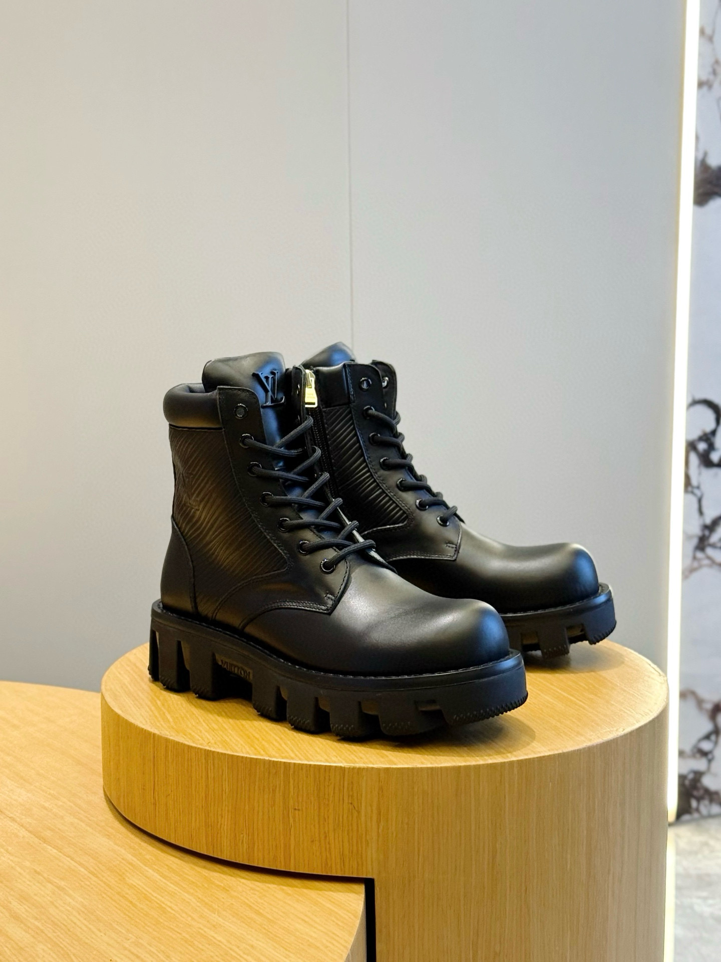 Calvin Klein Louis Vuitton Male Basic Shoes M-l-s