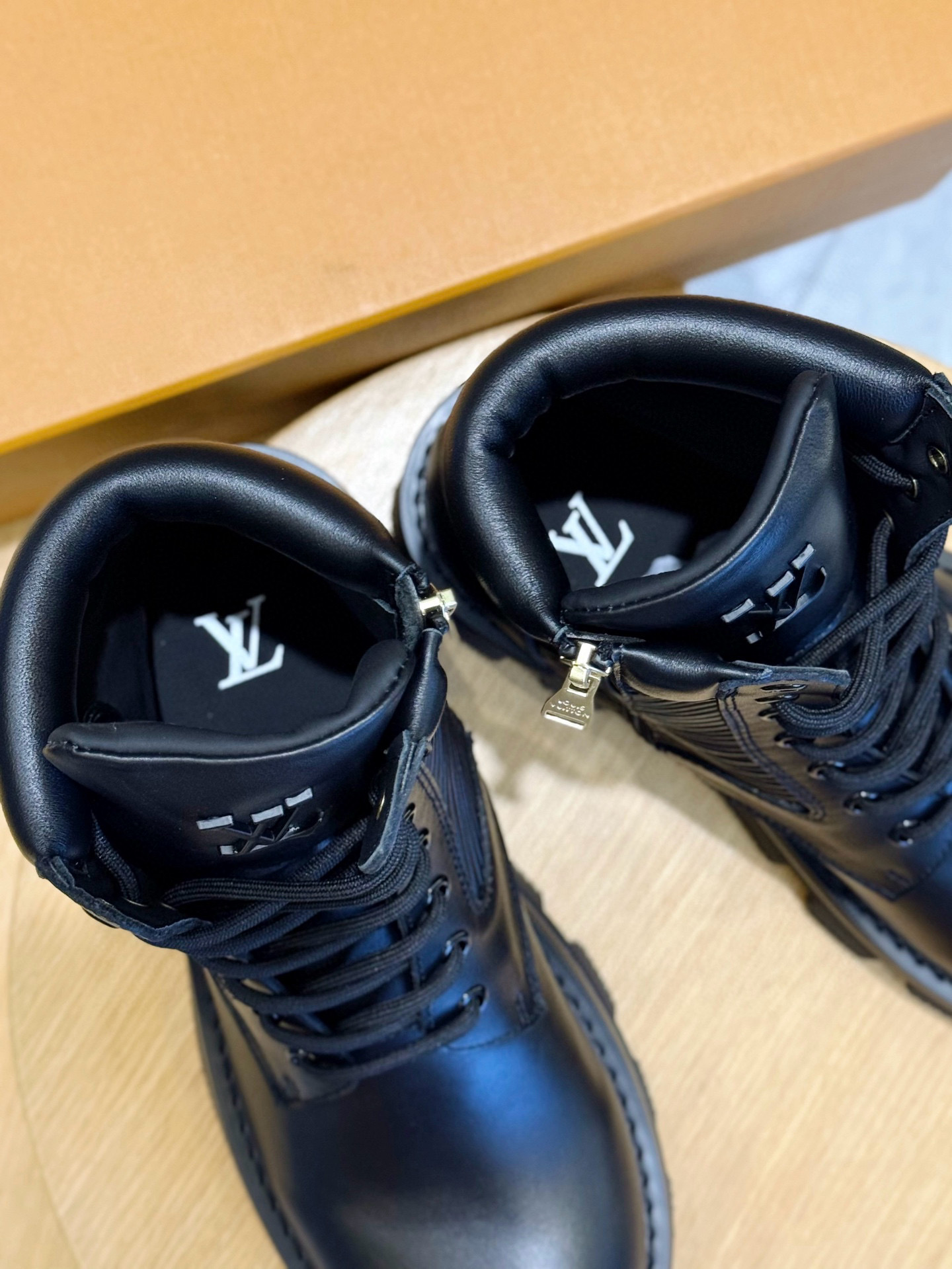 Calvin Klein Louis Vuitton Male Basic Shoes M-l-s