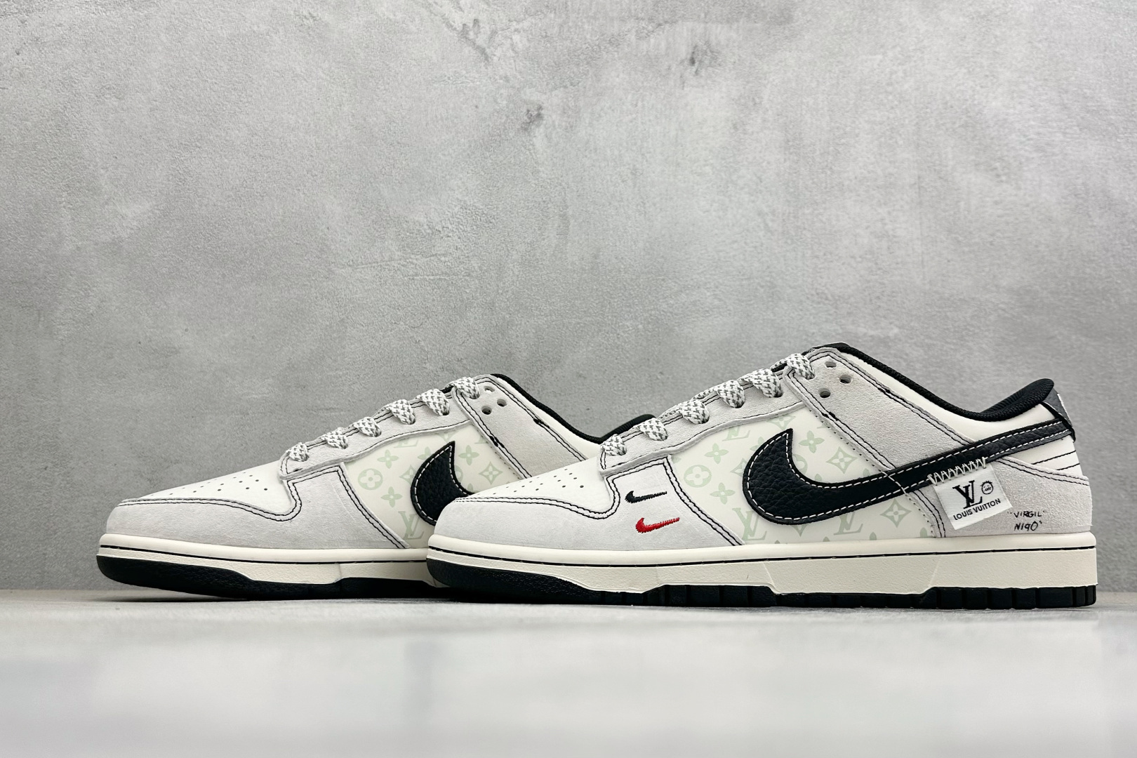 Louis Vuitton Nike Basic Shoes Black M-l-s