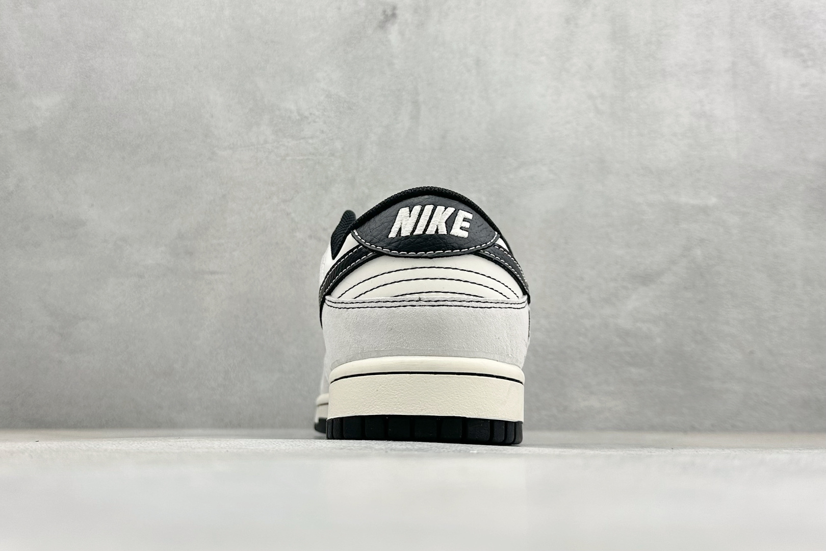 Louis Vuitton Nike Basic Shoes Black M-l-s