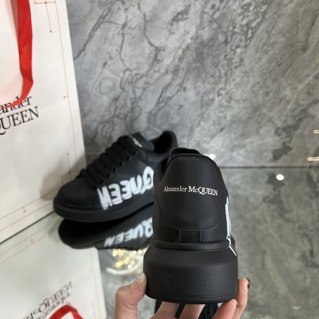 Alexander Mcqueen Male Basic Shoes White M-l-s