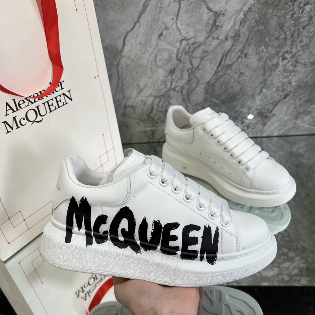 Alexander Mcqueen Male Basic Shoes White M-l-s