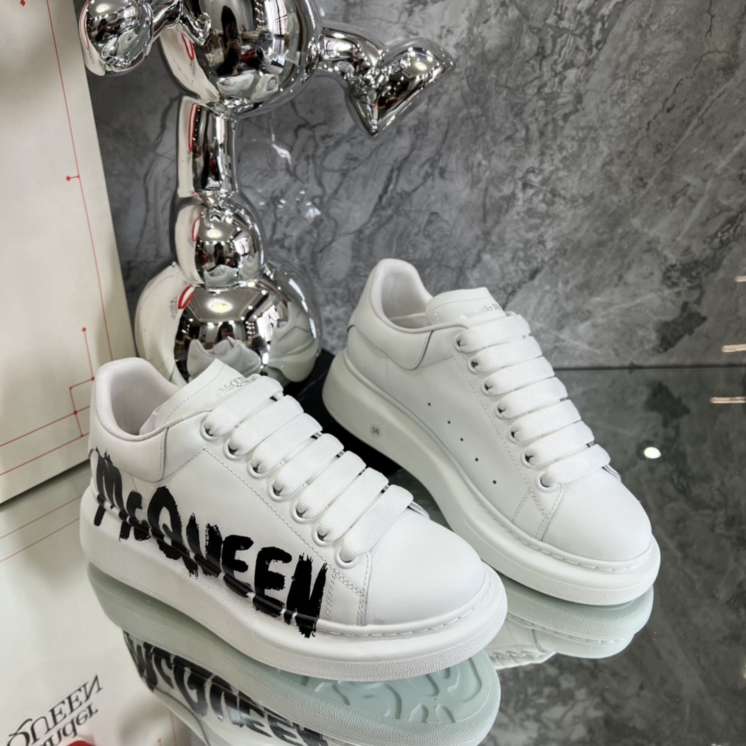 Alexander Mcqueen Male Basic Shoes White M-l-s