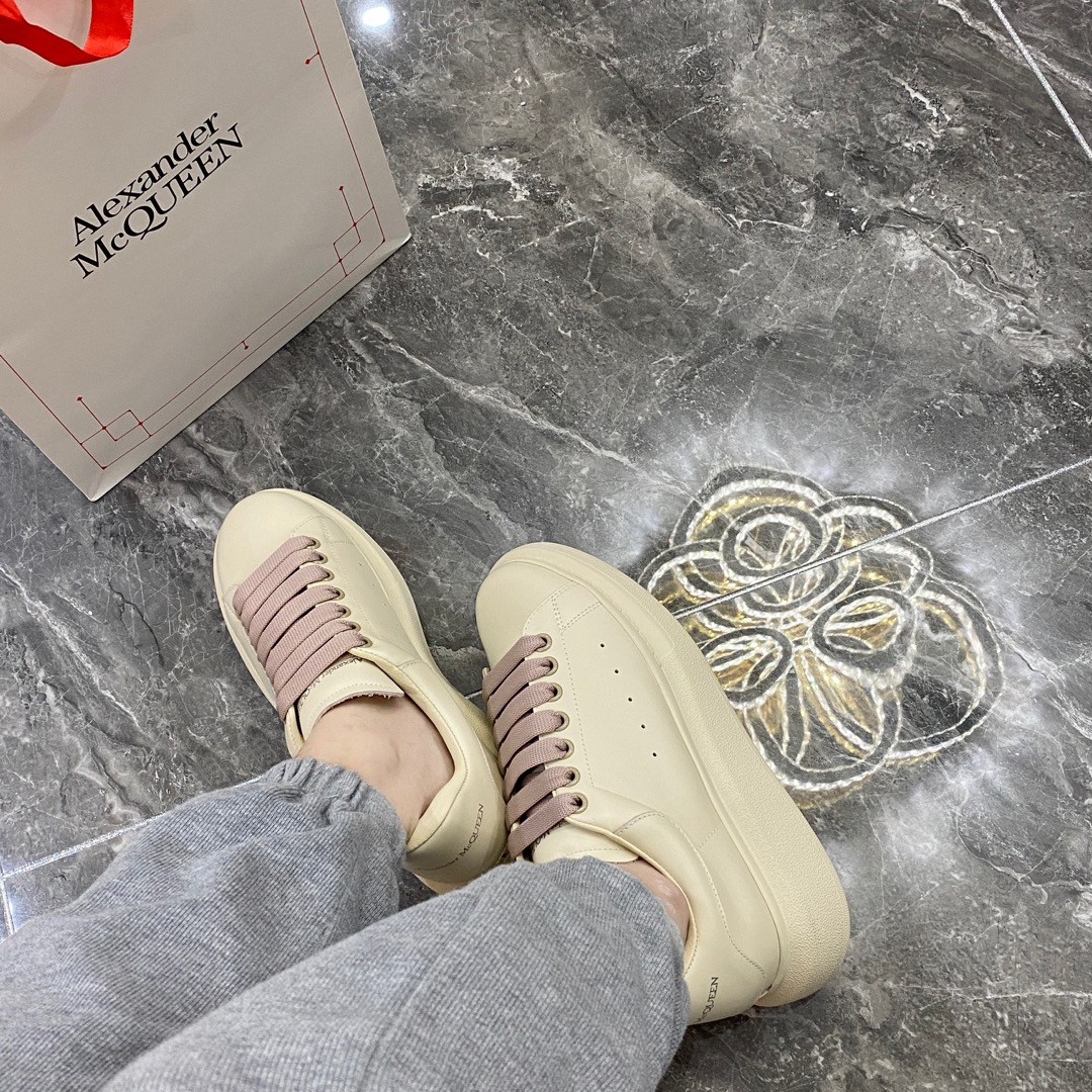 Alexander Mcqueen Male Basic Shoes White M-l-s