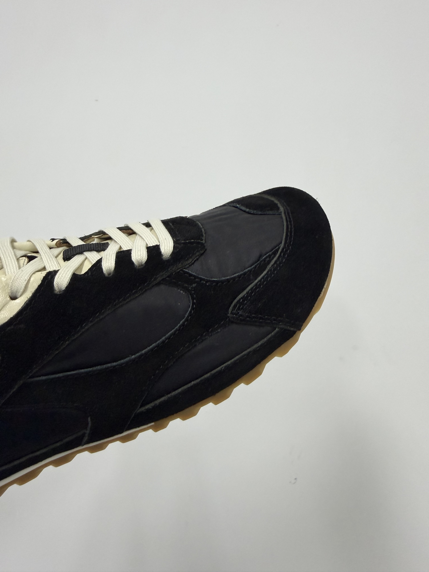 Bottega Veneta Basic Shoes