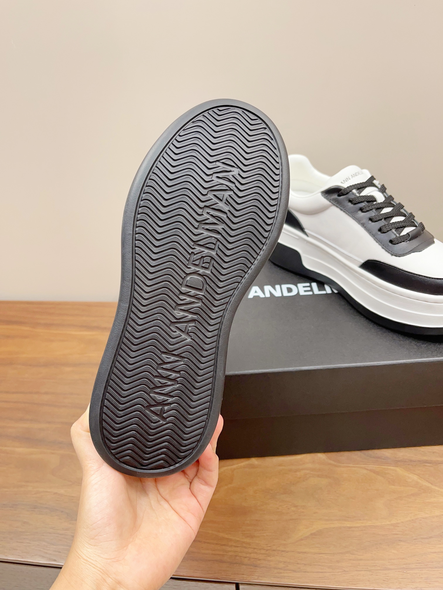 Adidas Basic Shoes 40-m-l