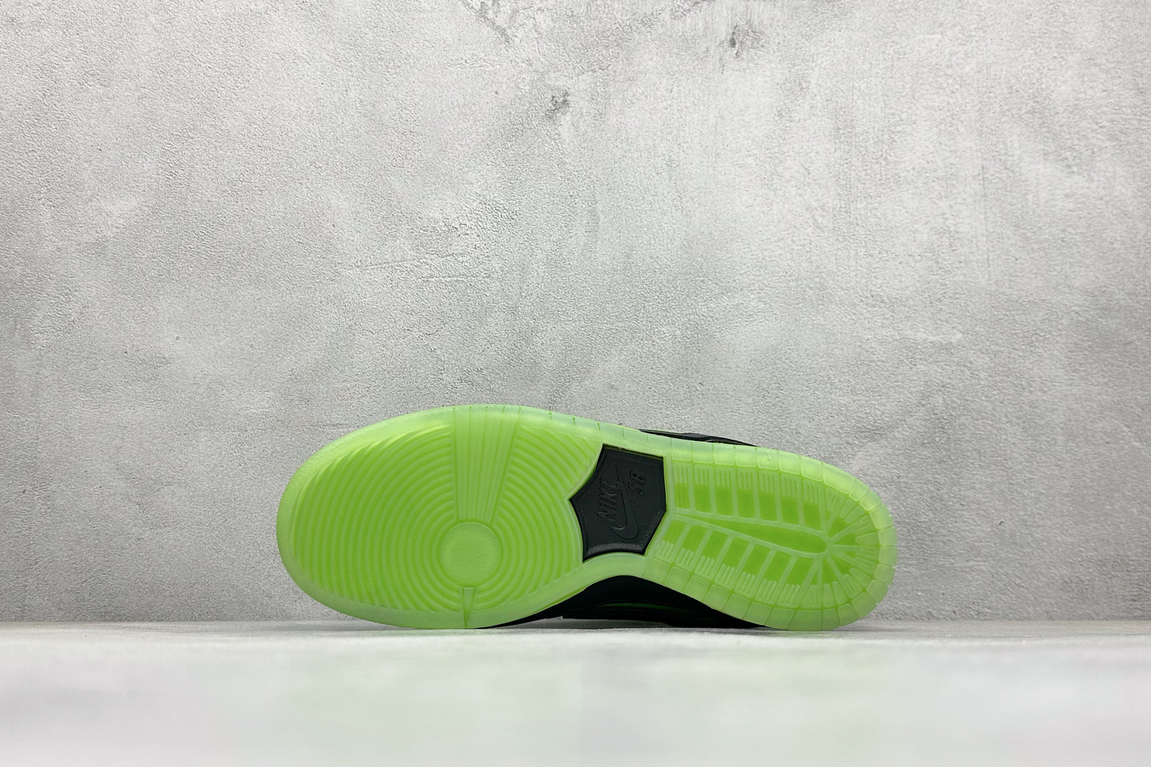 Nike Female Basic Shoes L-s