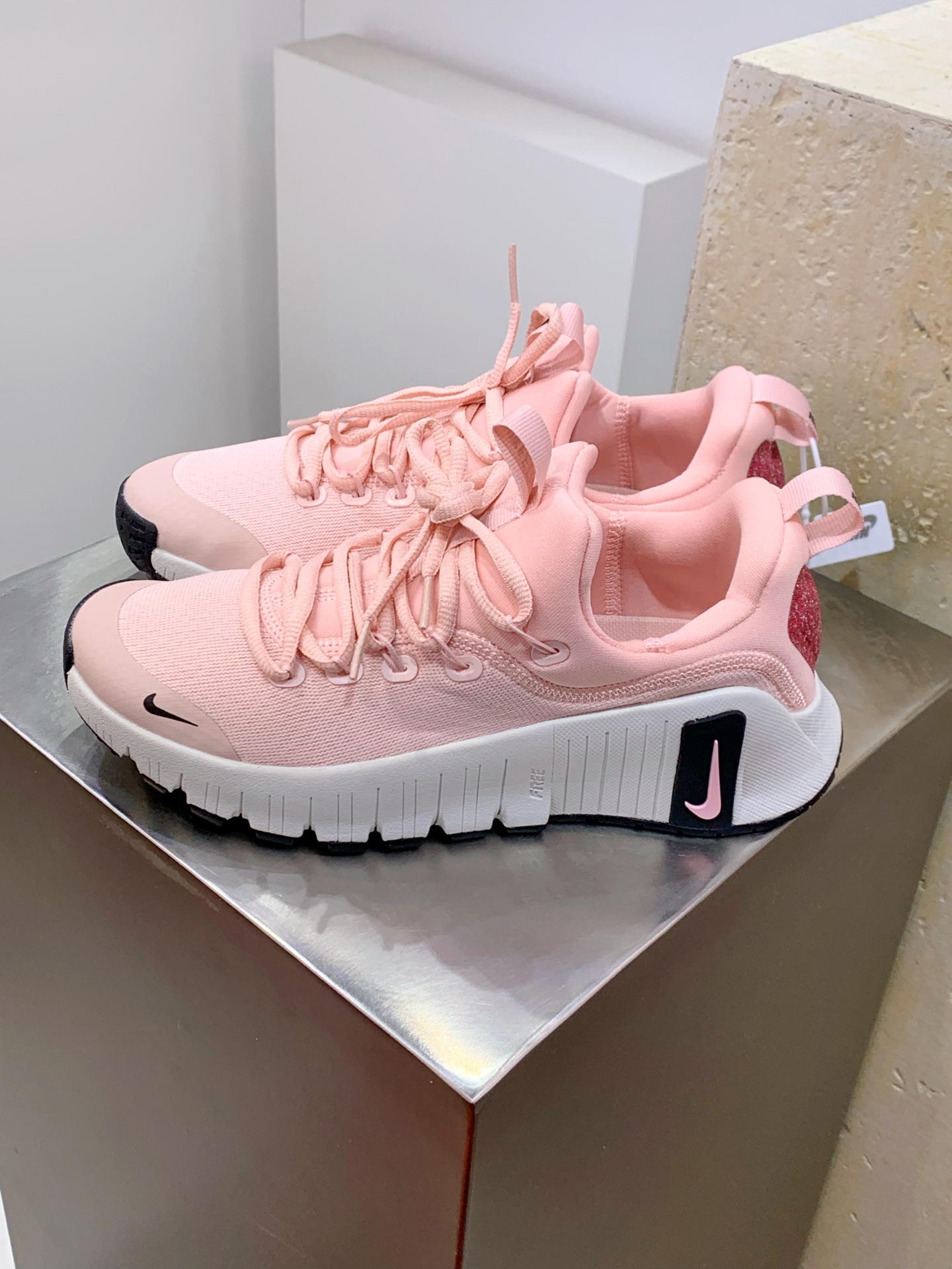 Sneakers Mesh Shock Absorbing M-l