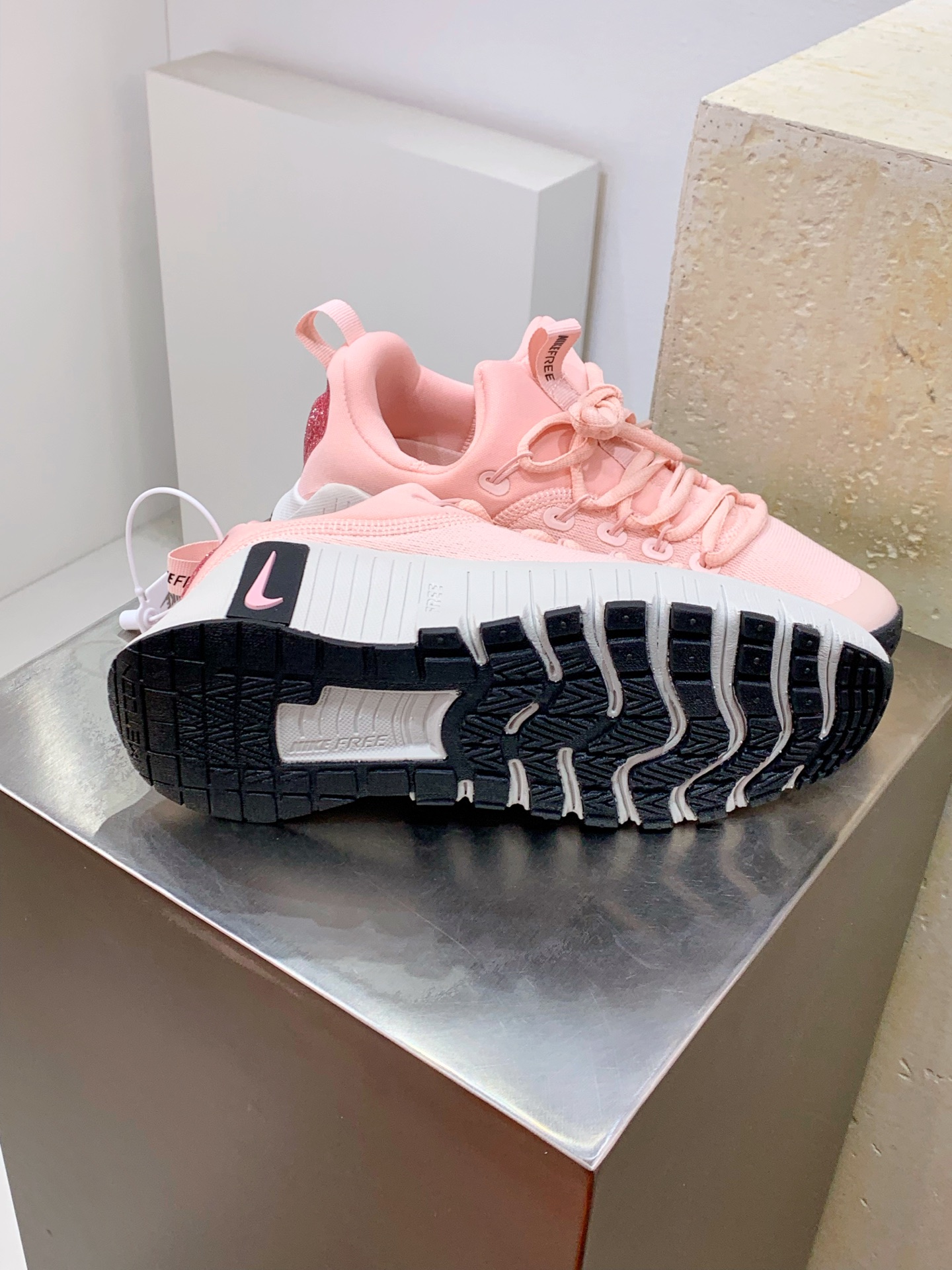 Sneakers Mesh Shock Absorbing M-l