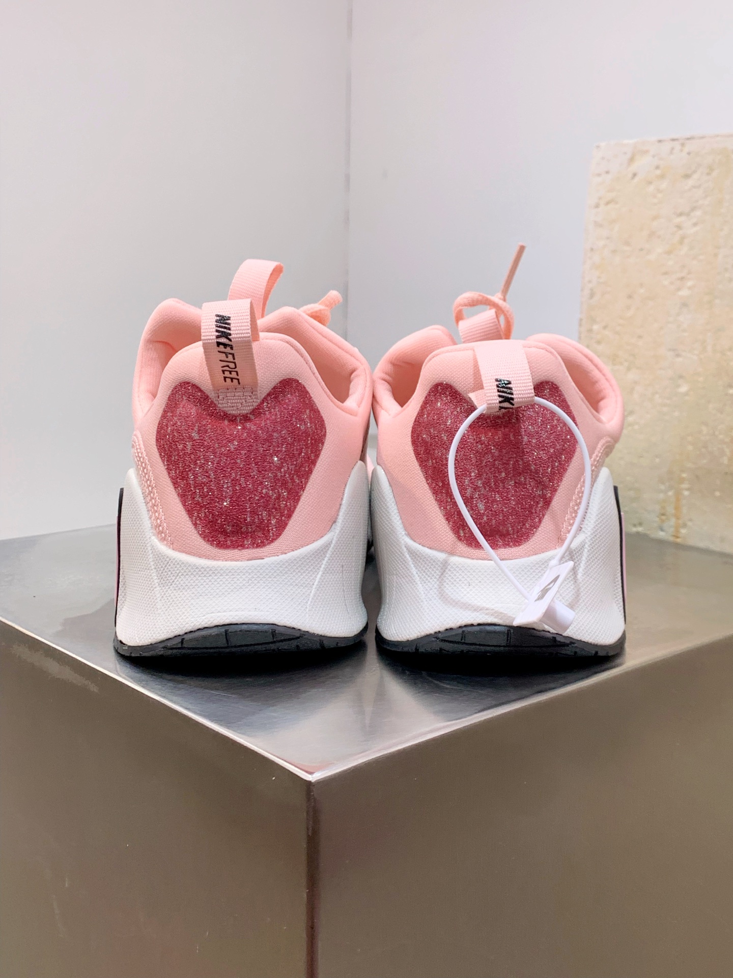 Sneakers Mesh Shock Absorbing M-l