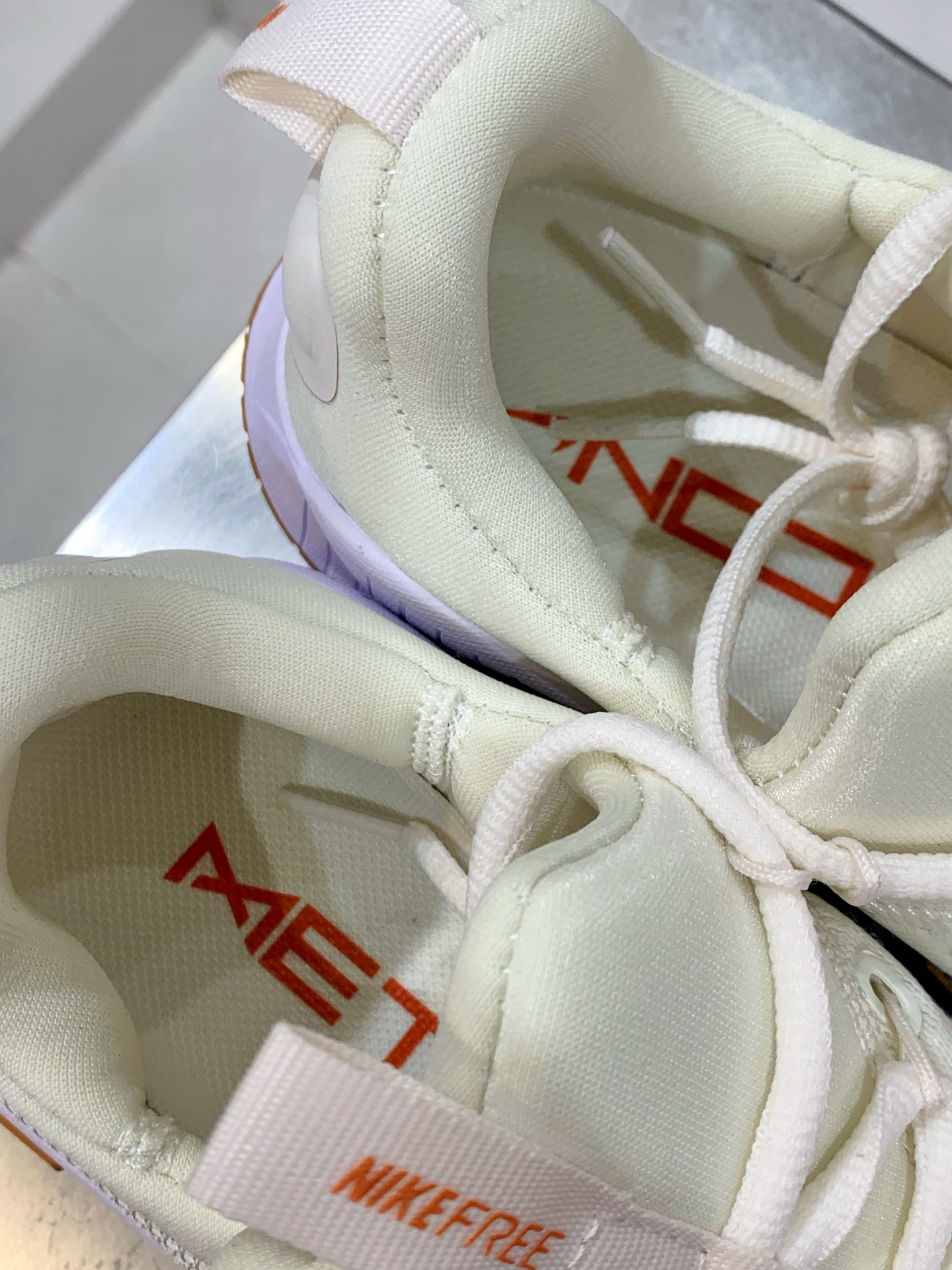 Sneakers Mesh Shock Absorbing M-l