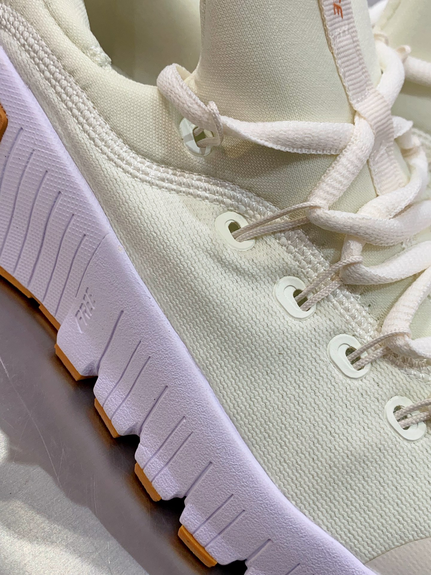 Sneakers Mesh Shock Absorbing M-l