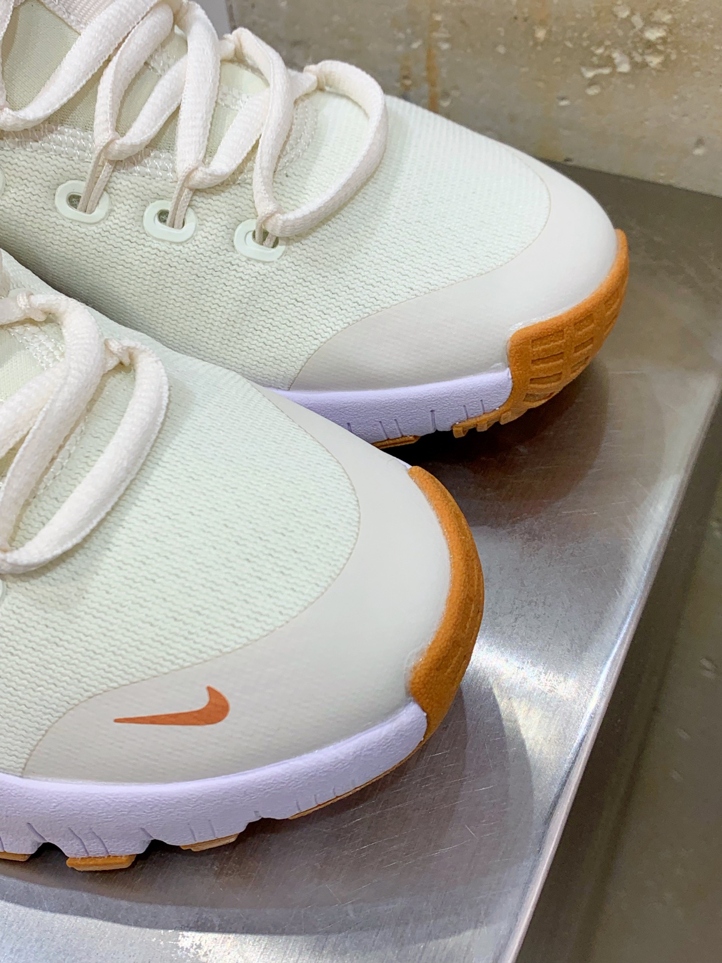 Sneakers Mesh Shock Absorbing M-l