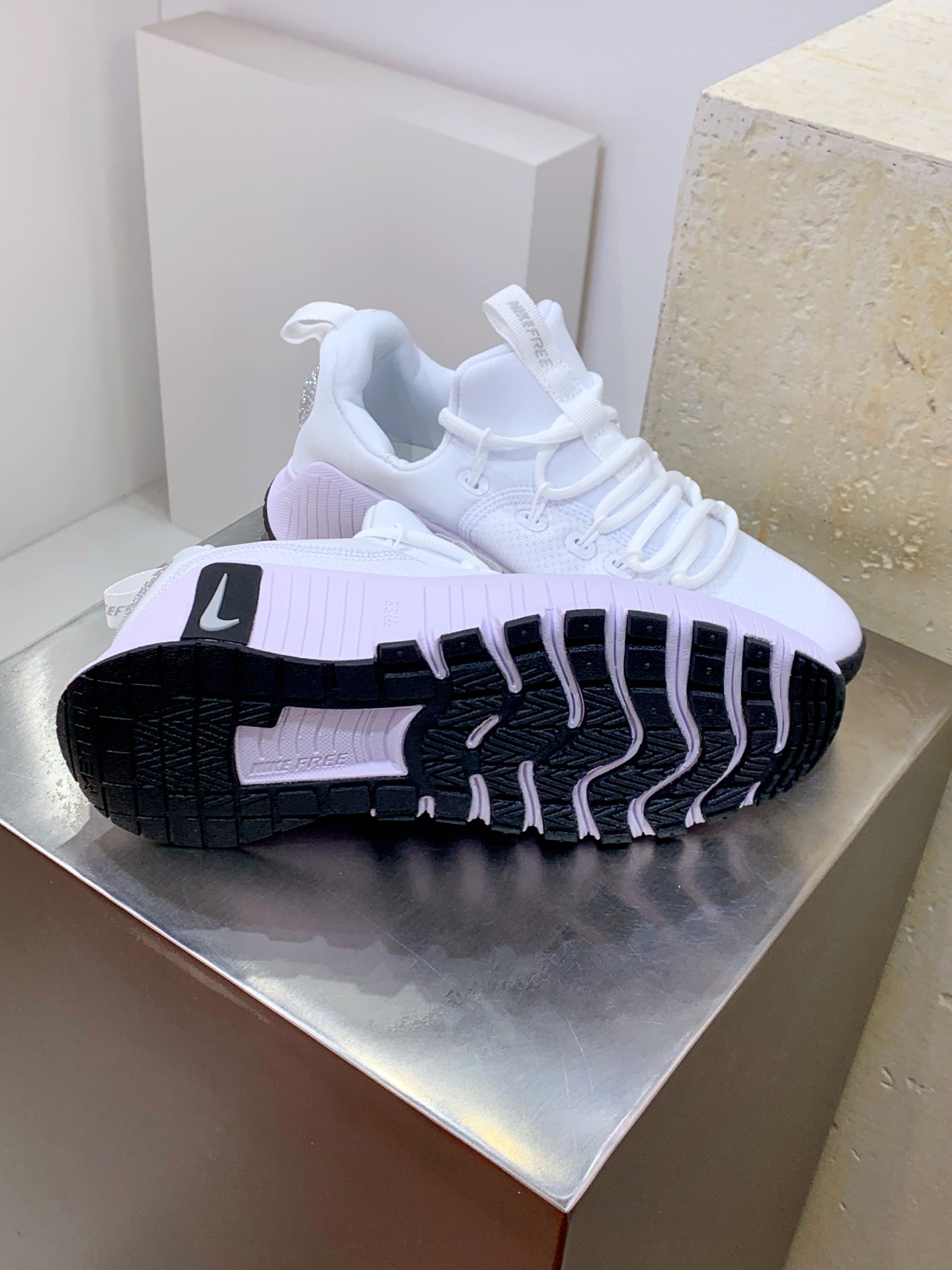 Sneakers Mesh Shock Absorbing M-l