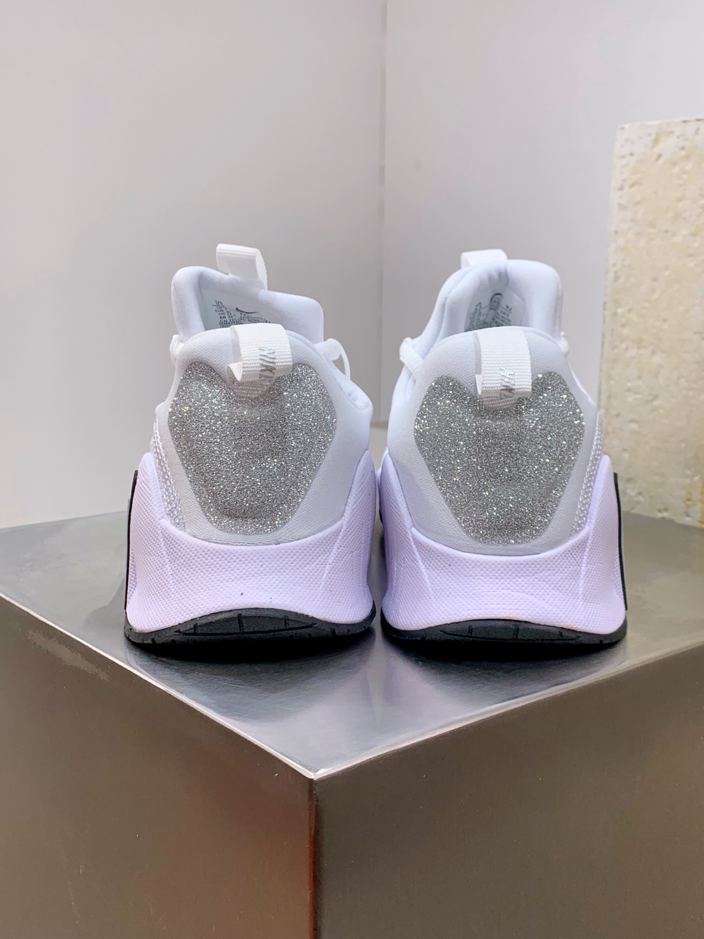 Sneakers Mesh Shock Absorbing M-l