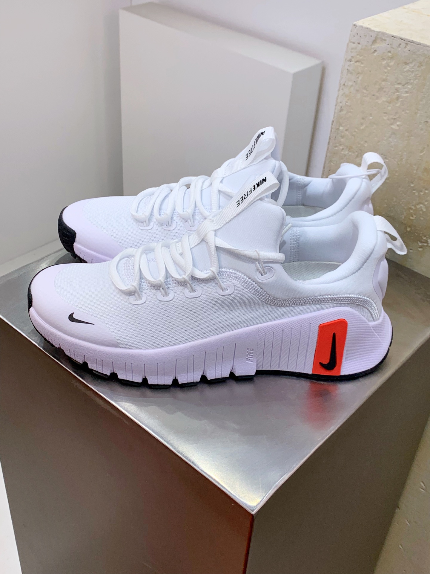 Sneakers Mesh Shock Absorbing M-l