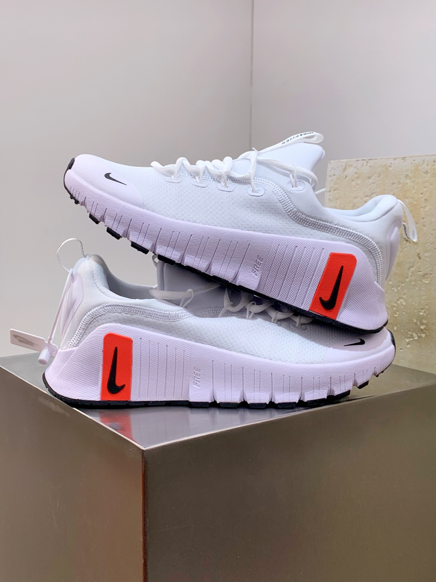 Sneakers Mesh Shock Absorbing M-l