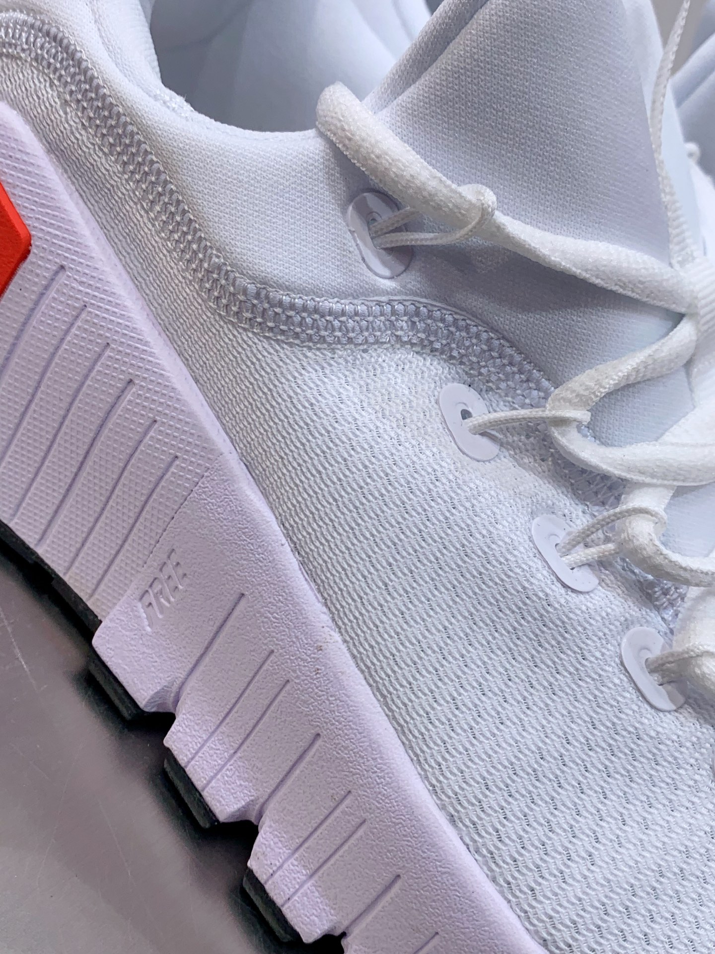 Sneakers Mesh Shock Absorbing M-l