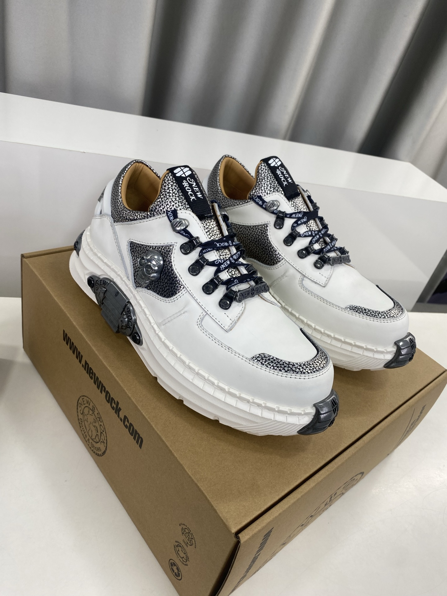 Calvin Klein Male Basic Shoes