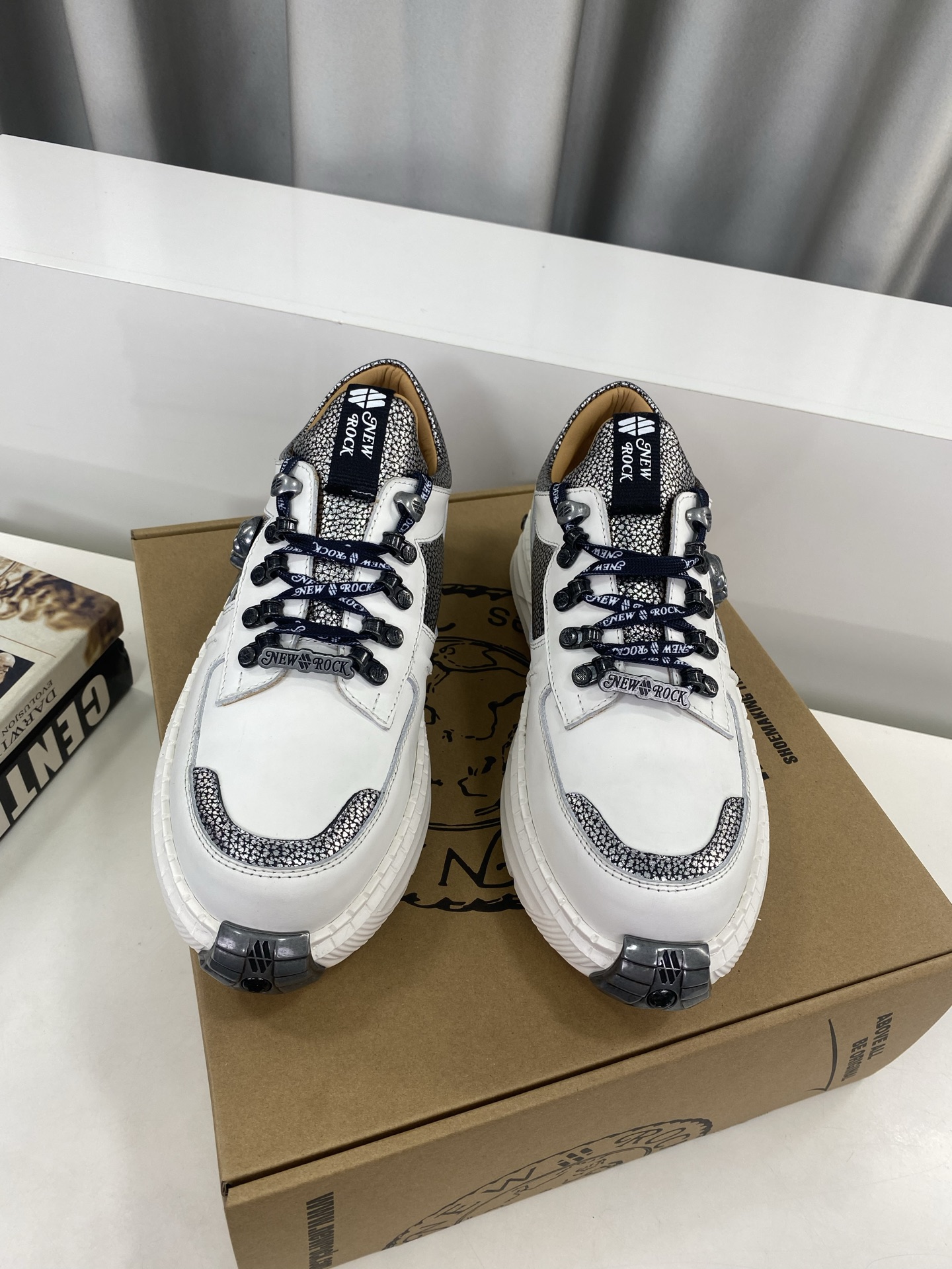 Calvin Klein Male Basic Shoes