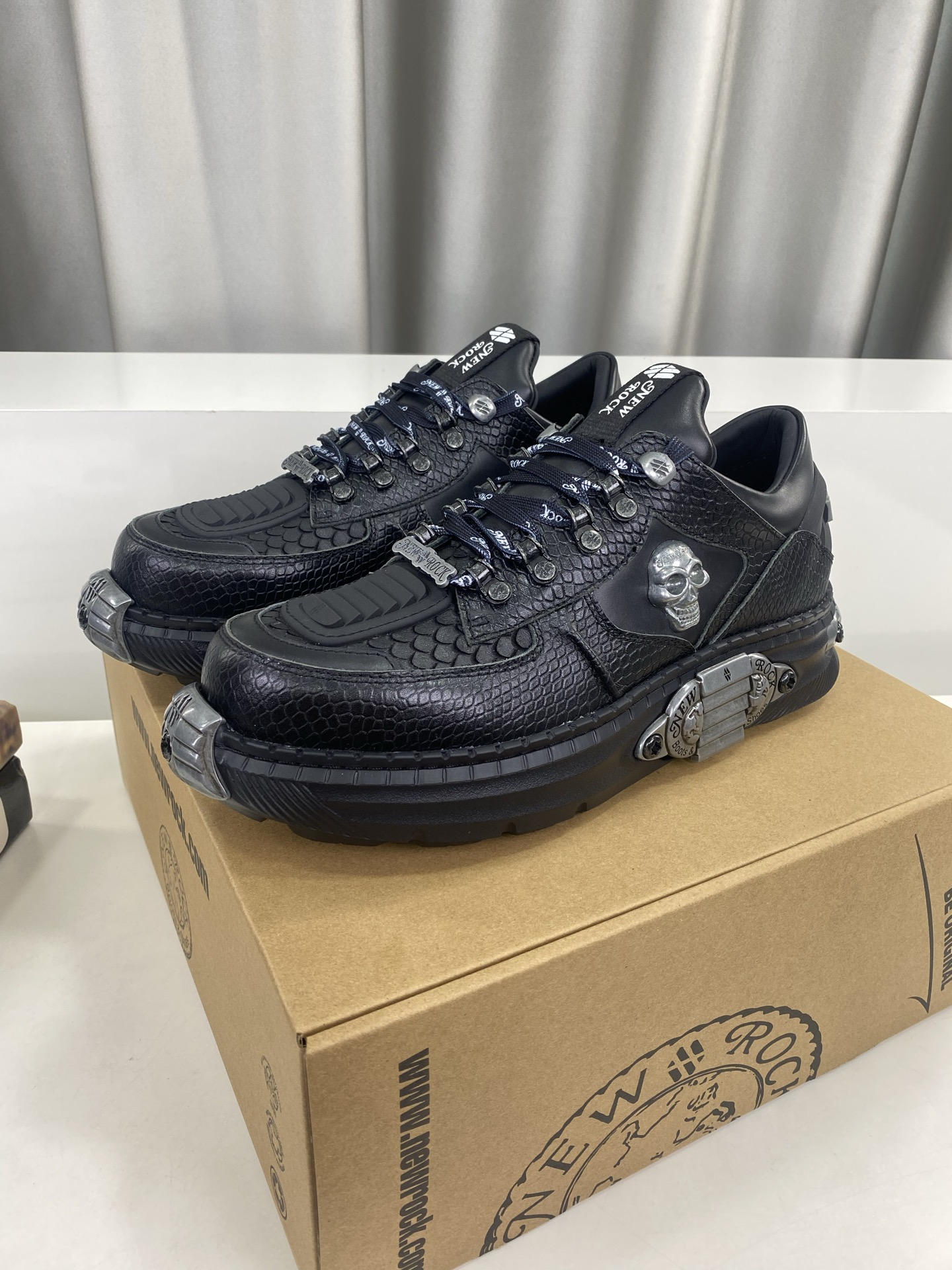 Calvin Klein Male Basic Shoes