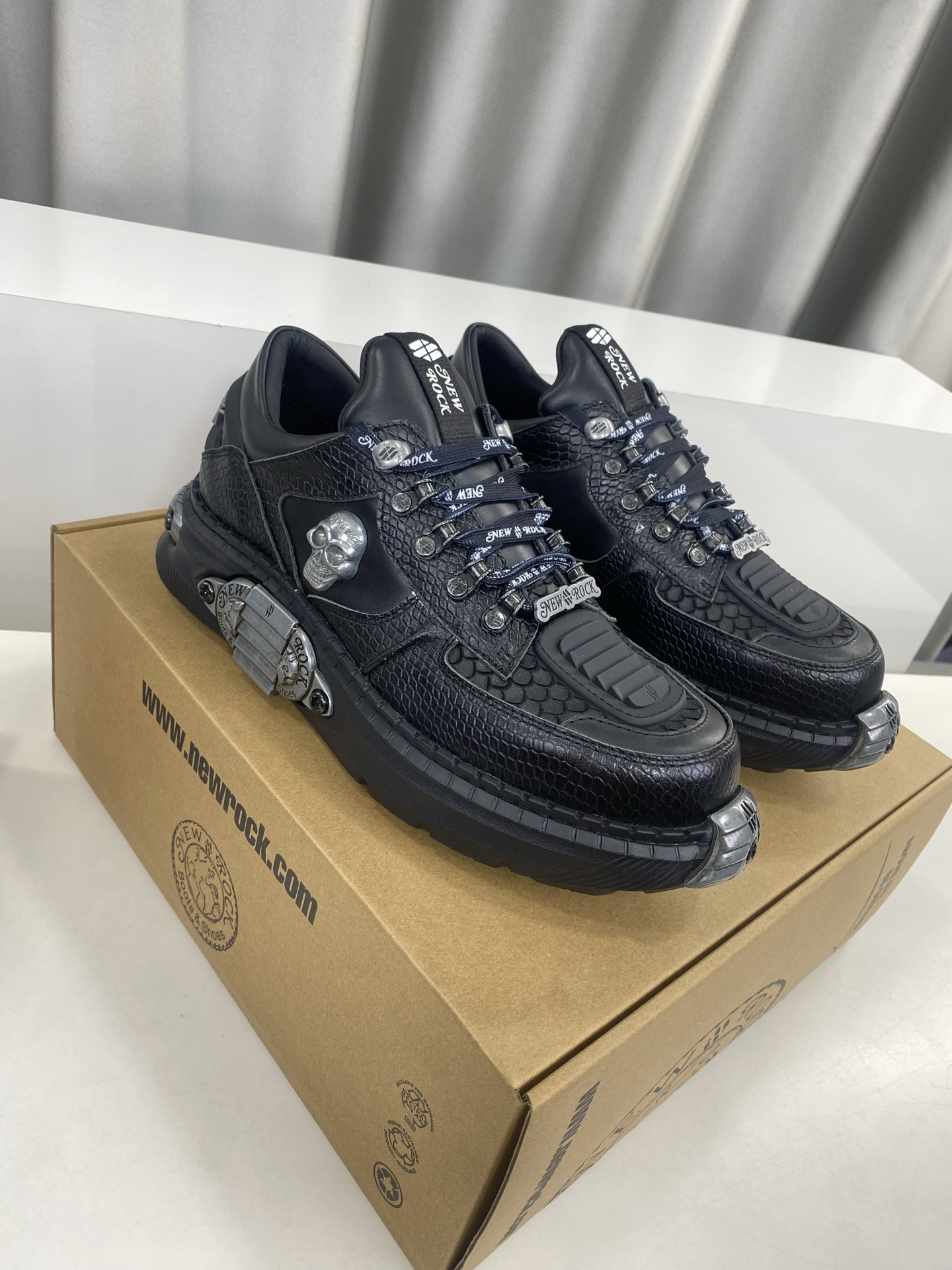 Calvin Klein Male Basic Shoes