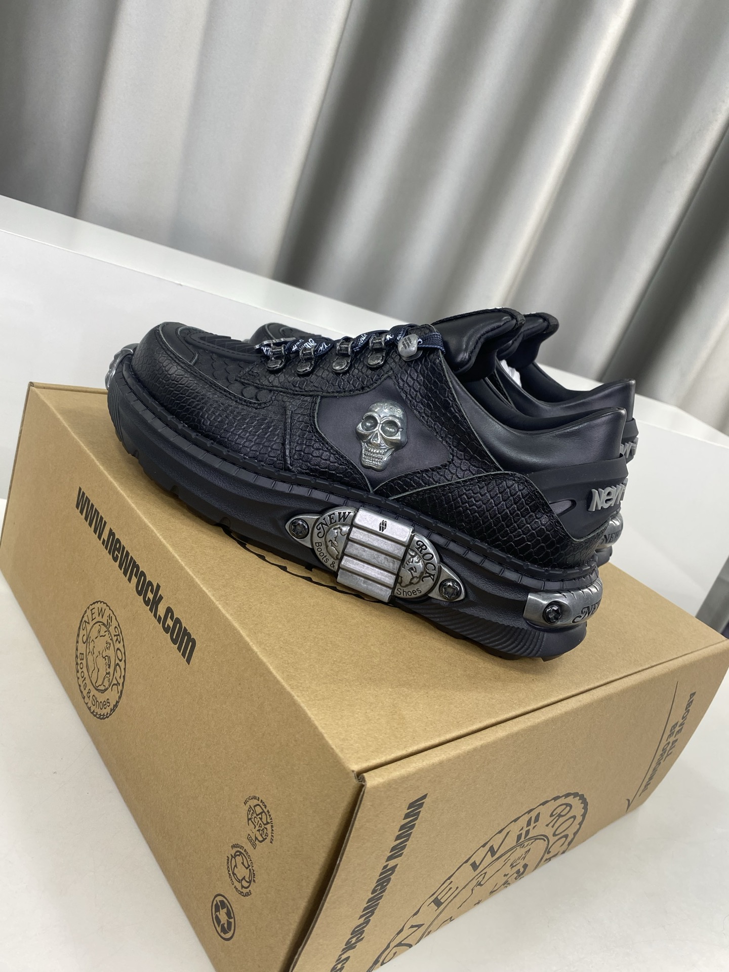 Calvin Klein Male Basic Shoes