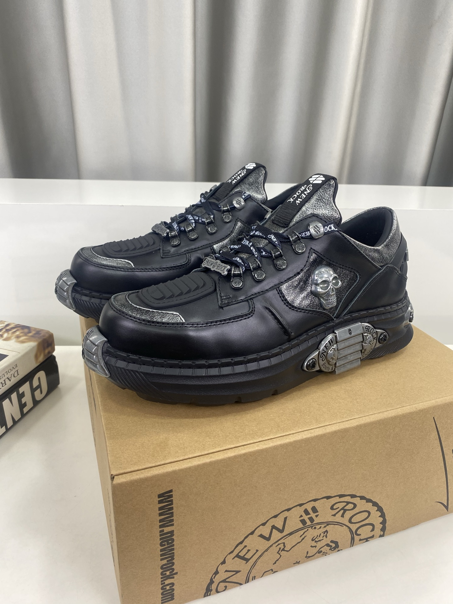 Calvin Klein Male Basic Shoes