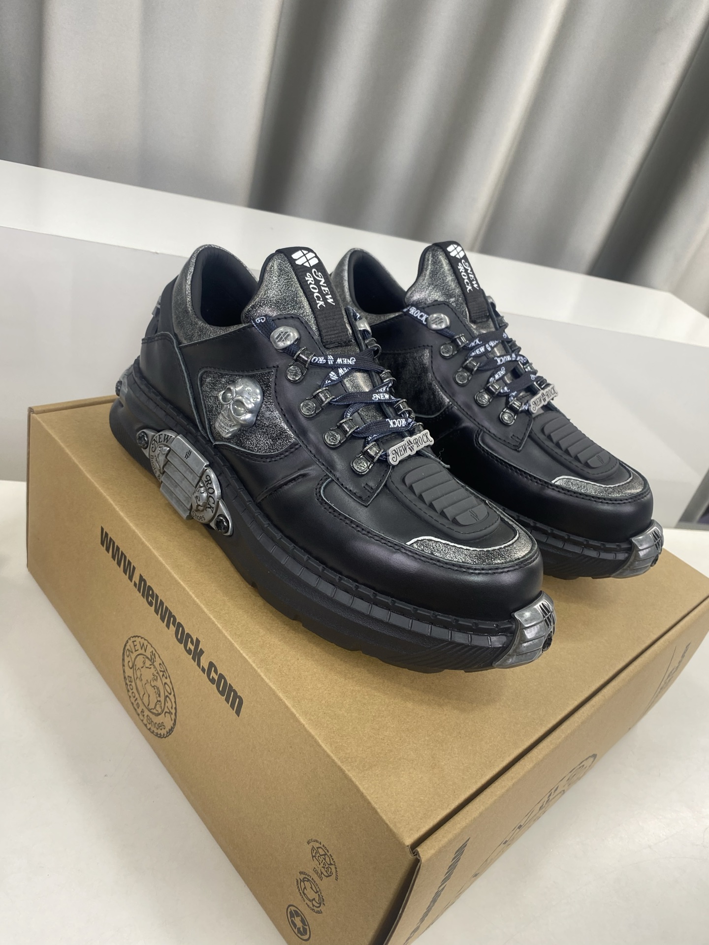 Calvin Klein Male Basic Shoes