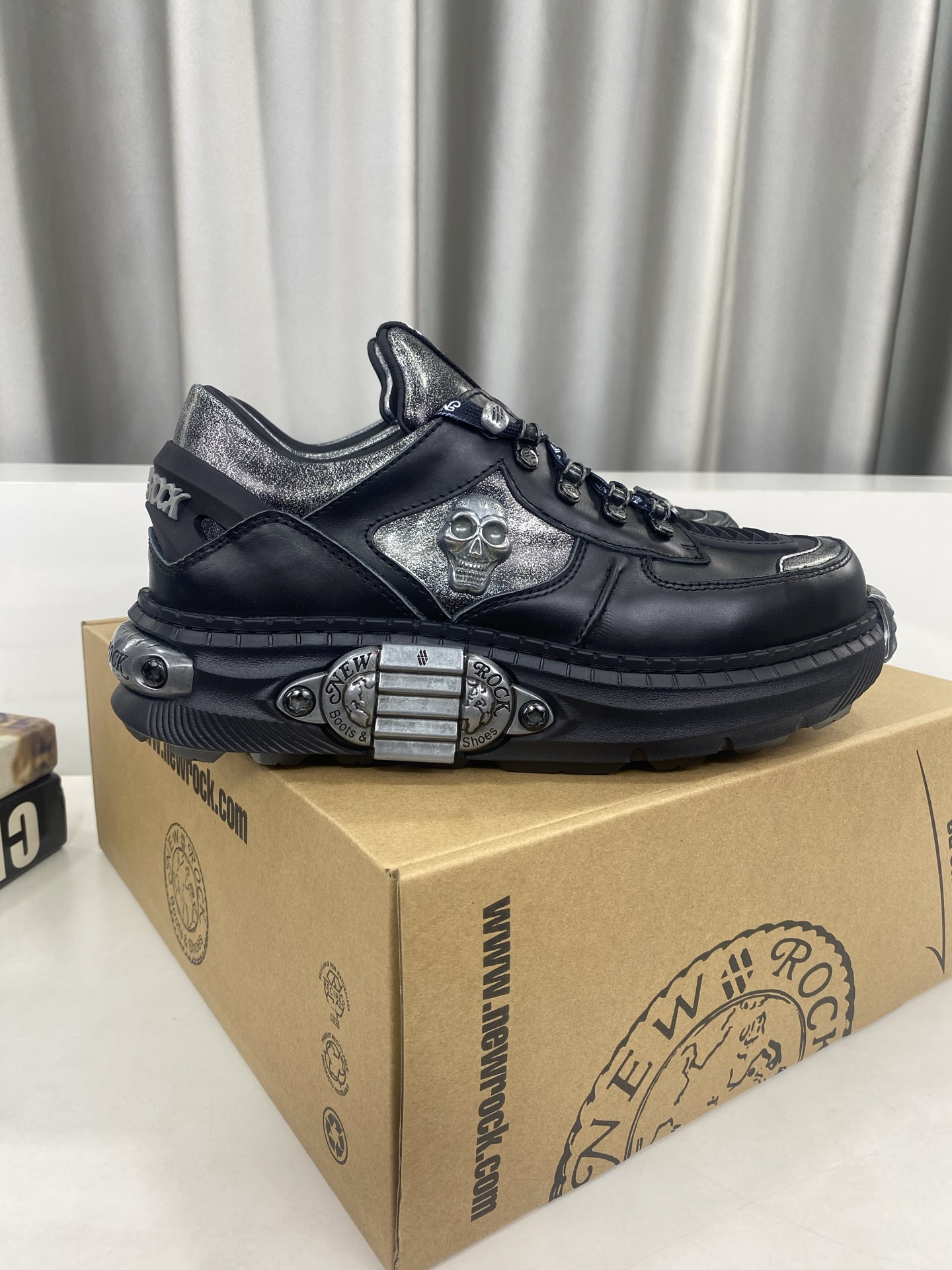 Calvin Klein Male Basic Shoes