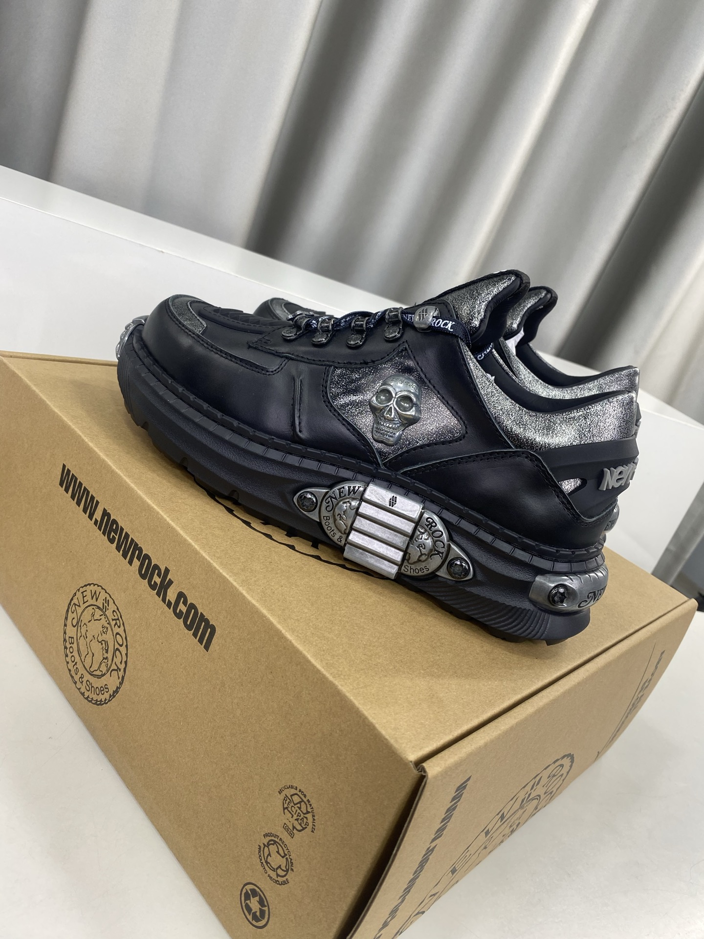 Calvin Klein Male Basic Shoes