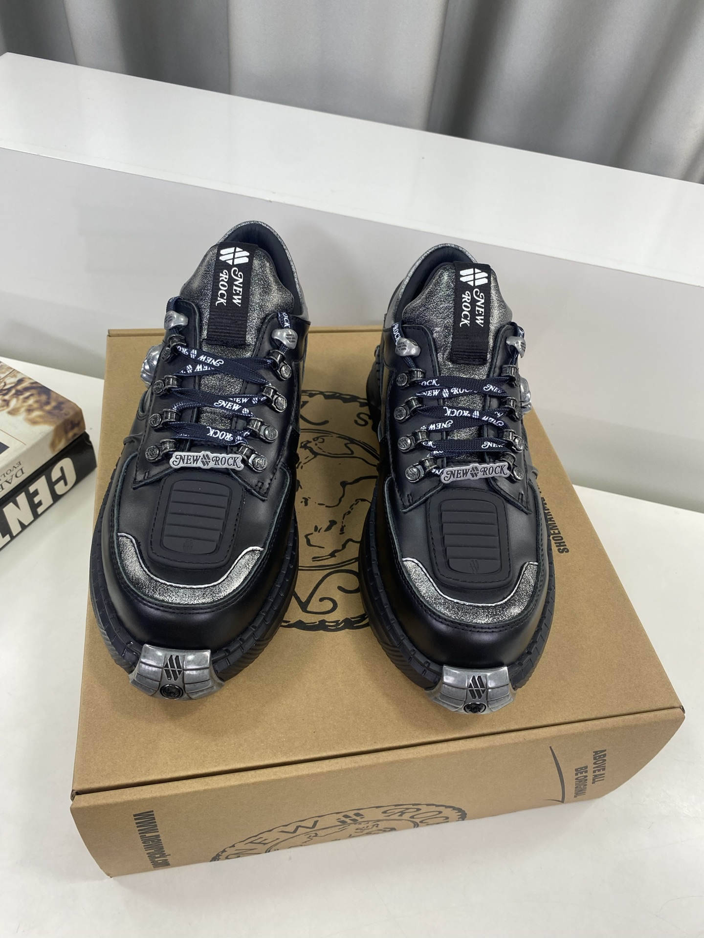 Calvin Klein Male Basic Shoes