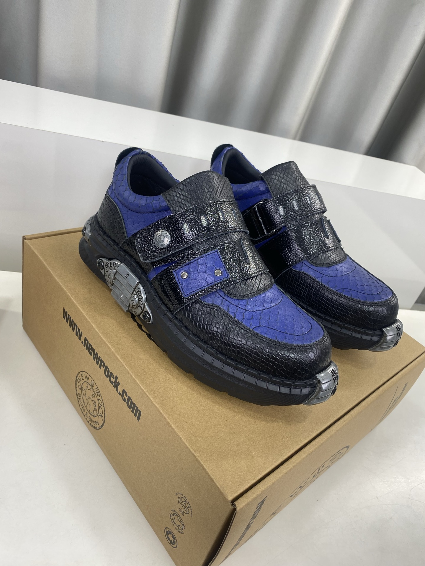 Calvin Klein Male Basic Shoes