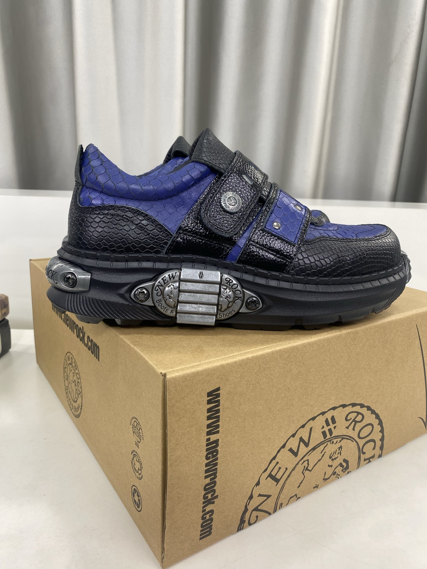 Calvin Klein Male Basic Shoes