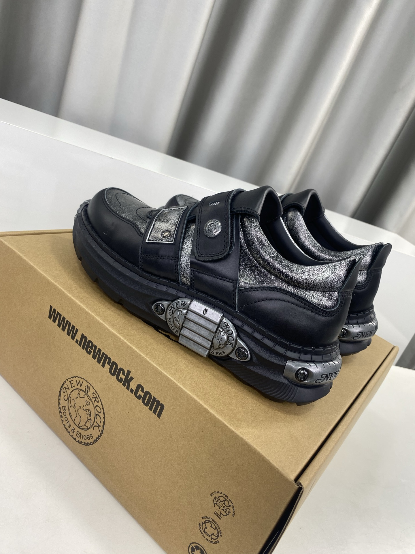 Calvin Klein Male Basic Shoes