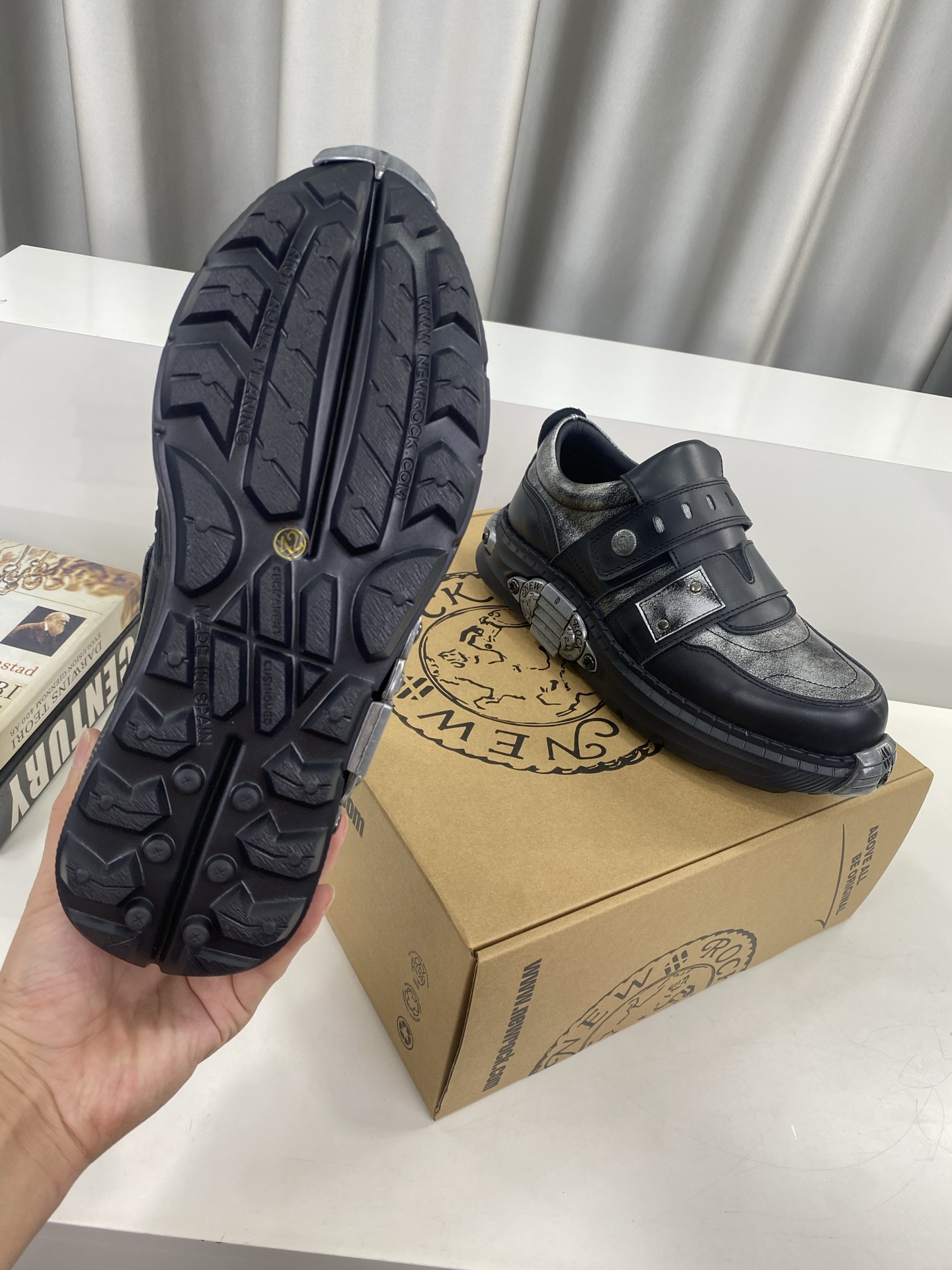 Calvin Klein Male Basic Shoes