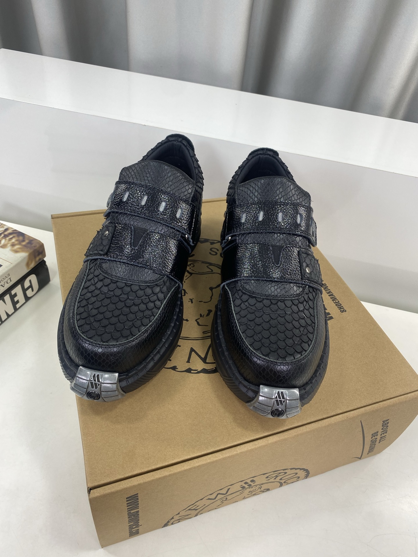 Calvin Klein Male Basic Shoes